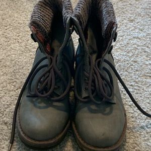 Women’s brand new booties (vegan friendly)